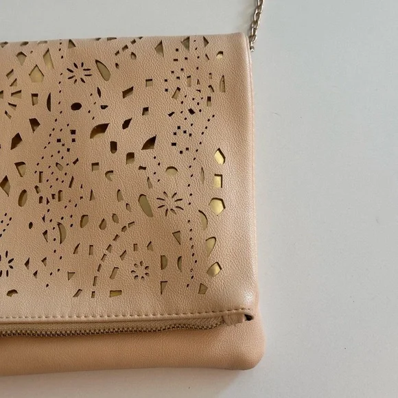 Gold & Beige Crossbody Clutch with Tassel Zipper - Picture 9 of 9